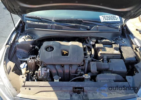 2021 Kia Forte Fe z USA, uszkodzony, nr VIN 3KPF24AD8ME312612